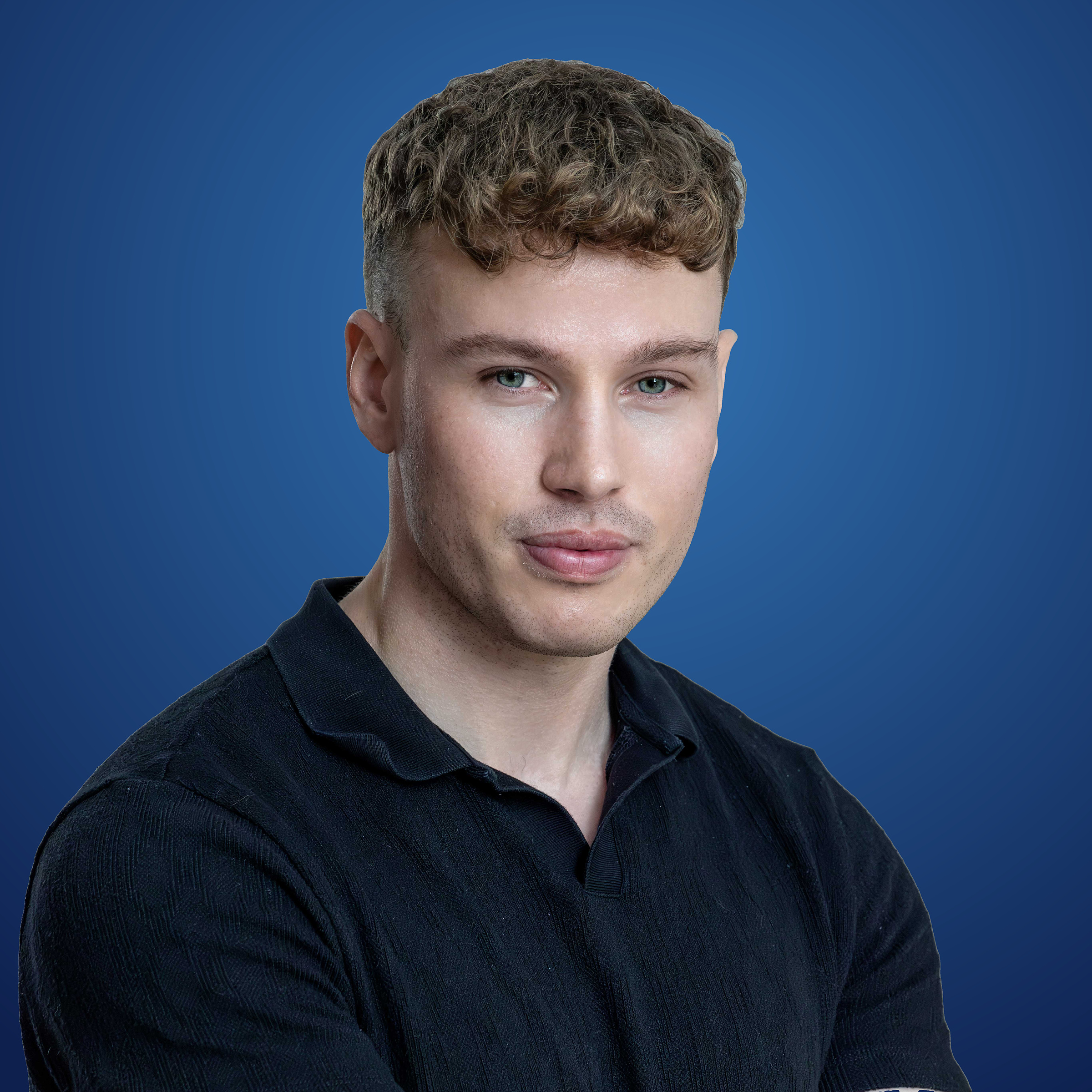 paul beresford (blue background)